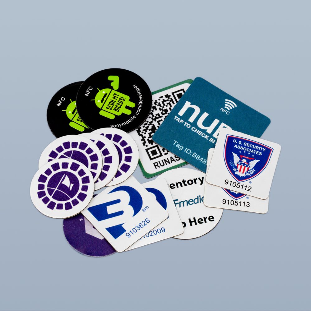 10 NFC Tags | NXP Chip NTAG213 | 144 Bytes Memory | Hard PVC Sticker | 25 Mm Round White Disk | Strong 3M Self Adhesive